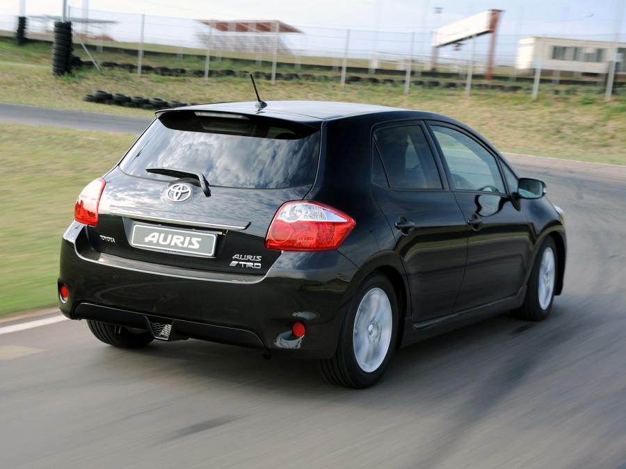  Toyota Auris 5-Door by TRD 2011 года  (ZA) (фото 15 из 18)